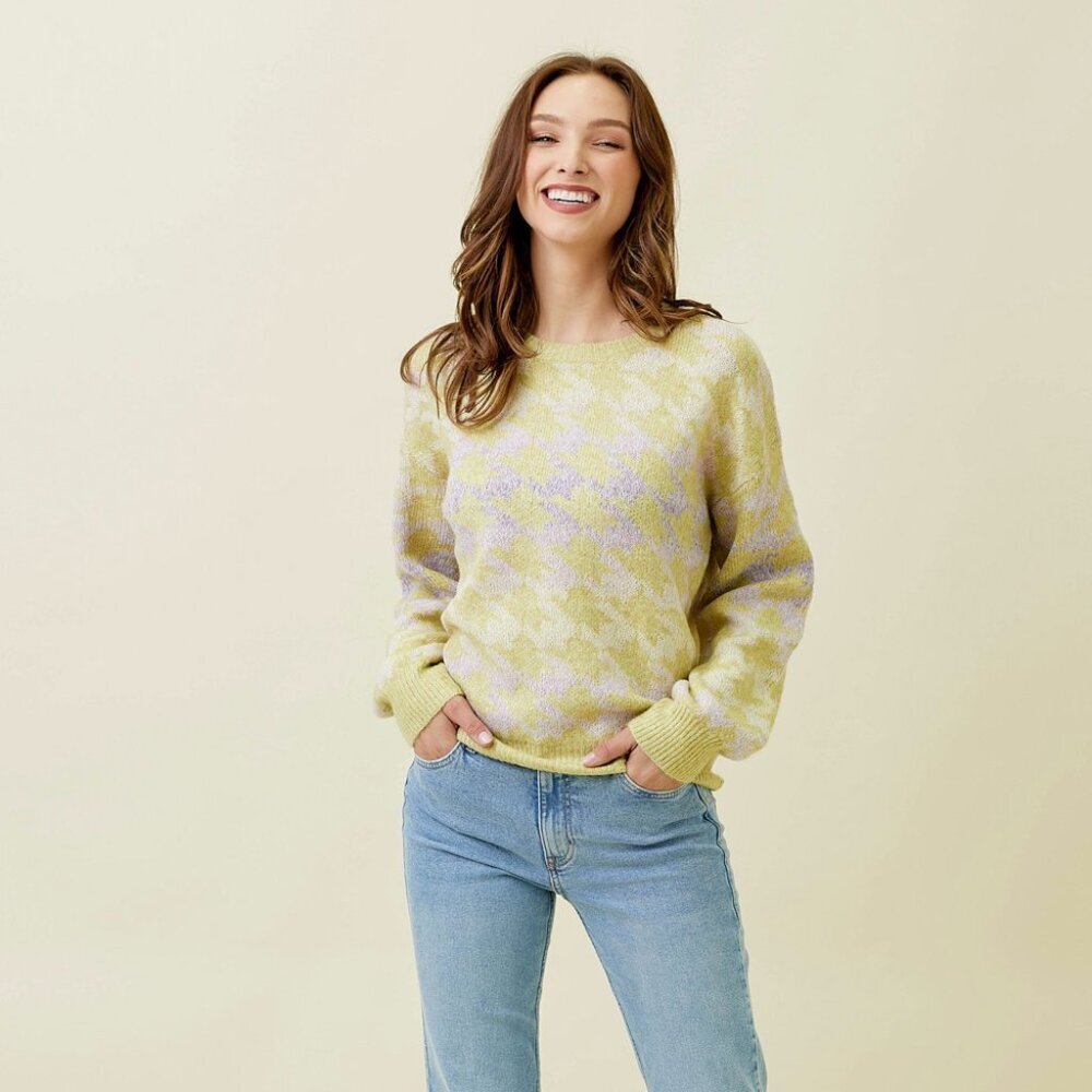 MYSTREE Pastel Houndstooth Sweater | Lemon & Lilac Knit Pullover - Picture 6 of 7